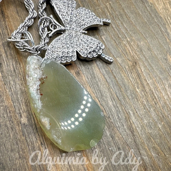 Maximalist statement silver Fluorite huge pendant butterfly 14” choker necklace - Picture 3 of 8